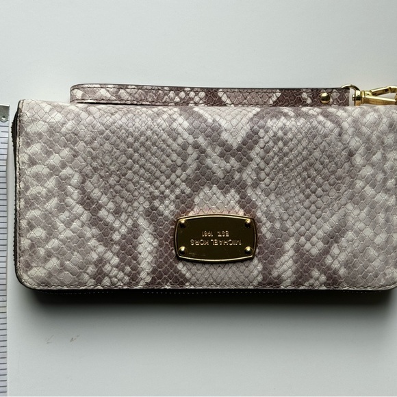 Michael Kors Snakeskin Wallet - Picture 7 of 7